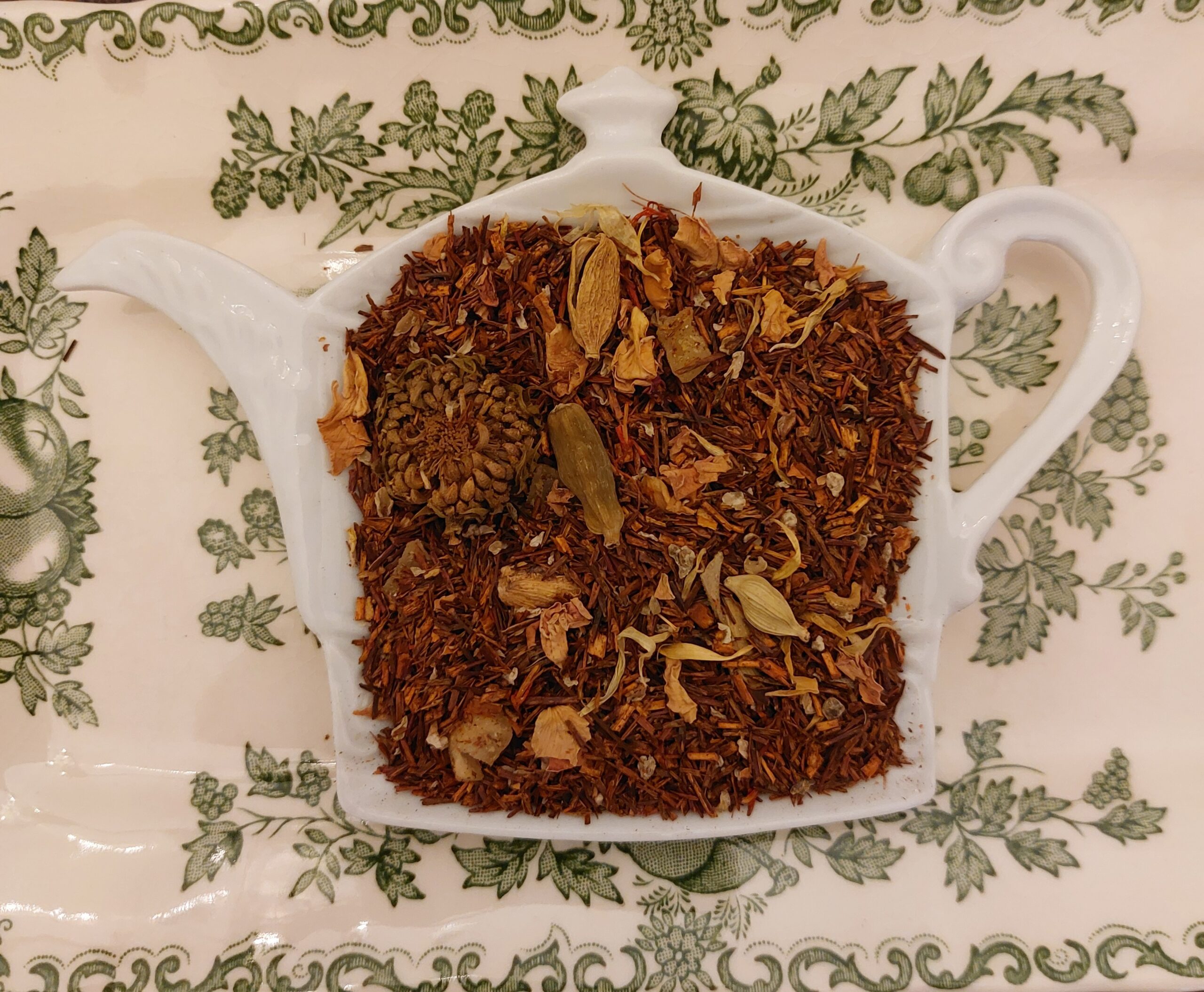 Theetuin van de Heerlijckheid 100 gram* Rooibos Mango, rozen, kardemom